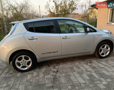 Серый Ниссан Лиф, объемом двигателя 0 л и пробегом 72 тыс. км за 4990 $, фото 4 на Automoto.ua