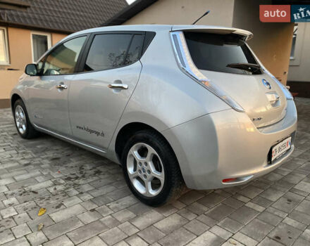 Сірий Ніссан Ліф, об'ємом двигуна 0 л та пробігом 70 тис. км за 4590 $, фото 4 на Automoto.ua