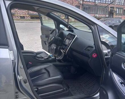 Сірий Ніссан Ліф, об'ємом двигуна 0 л та пробігом 108 тис. км за 7500 $, фото 26 на Automoto.ua