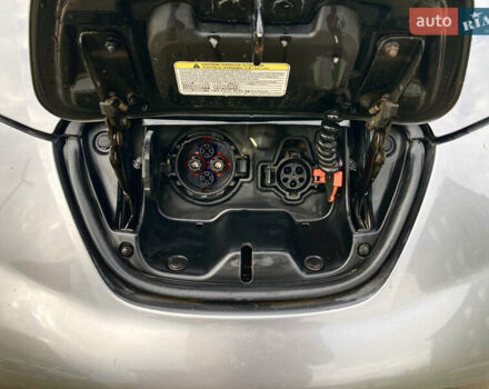 Сірий Ніссан Ліф, об'ємом двигуна 0 л та пробігом 129 тис. км за 8300 $, фото 44 на Automoto.ua