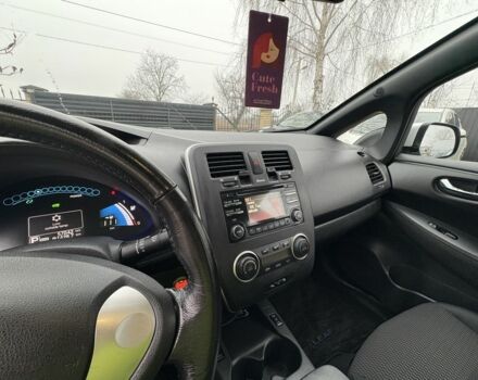 Сірий Ніссан Ліф, об'ємом двигуна 0 л та пробігом 57 тис. км за 6200 $, фото 22 на Automoto.ua