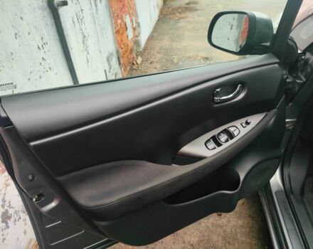 Сірий Ніссан Ліф, об'ємом двигуна 0 л та пробігом 103 тис. км за 6700 $, фото 4 на Automoto.ua