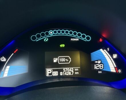 Сірий Ніссан Ліф, об'ємом двигуна 0 л та пробігом 57 тис. км за 6200 $, фото 23 на Automoto.ua