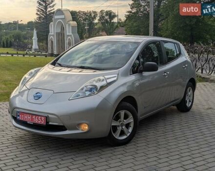 Серый Ниссан Лиф, объемом двигателя 0 л и пробегом 120 тыс. км за 5999 $, фото 1 на Automoto.ua