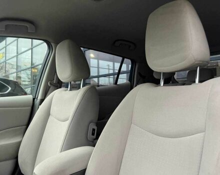 Сірий Ніссан Ліф, об'ємом двигуна 0 л та пробігом 100 тис. км за 6000 $, фото 9 на Automoto.ua