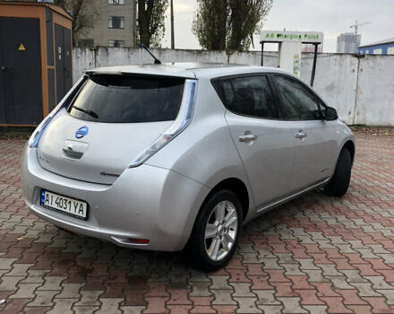 Серый Ниссан Лиф, объемом двигателя 0 л и пробегом 143 тыс. км за 4200 $, фото 5 на Automoto.ua