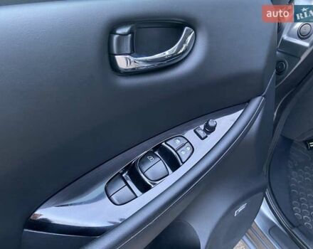 Серый Ниссан Лиф, объемом двигателя 0 л и пробегом 145 тыс. км за 6450 $, фото 11 на Automoto.ua