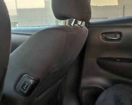 Серый Ниссан Лиф, объемом двигателя 0 л и пробегом 144 тыс. км за 5200 $, фото 11 на Automoto.ua