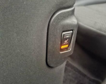 Серый Ниссан Лиф, объемом двигателя 0 л и пробегом 148 тыс. км за 5700 $, фото 18 на Automoto.ua