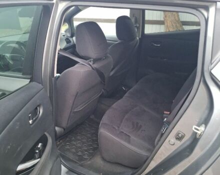 Серый Ниссан Лиф, объемом двигателя 0 л и пробегом 166 тыс. км за 6850 $, фото 7 на Automoto.ua