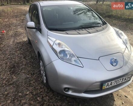 Серый Ниссан Лиф, объемом двигателя 0 л и пробегом 168 тыс. км за 10508 $, фото 10 на Automoto.ua