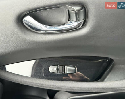 Серый Ниссан Лиф, объемом двигателя 0 л и пробегом 92 тыс. км за 8100 $, фото 20 на Automoto.ua