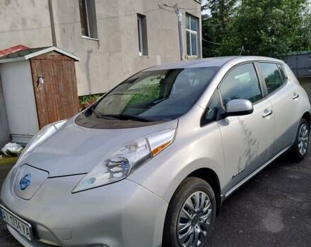 Серый Ниссан Лиф, объемом двигателя 0 л и пробегом 189 тыс. км за 6000 $, фото 7 на Automoto.ua