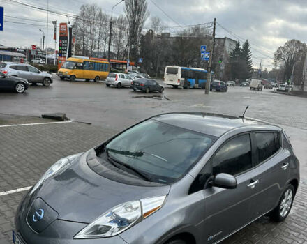 Серый Ниссан Лиф, объемом двигателя 0 л и пробегом 96 тыс. км за 8000 $, фото 18 на Automoto.ua