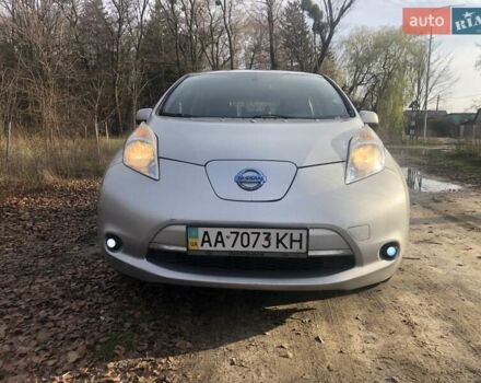 Серый Ниссан Лиф, объемом двигателя 0 л и пробегом 168 тыс. км за 10508 $, фото 2 на Automoto.ua