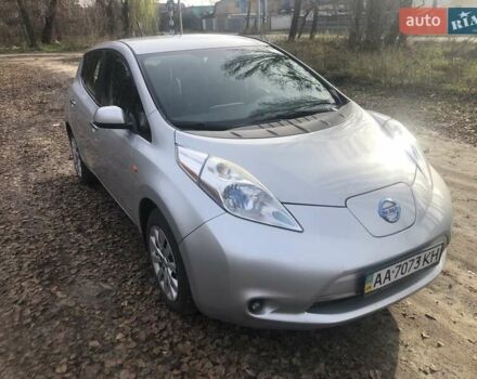 Серый Ниссан Лиф, объемом двигателя 0 л и пробегом 168 тыс. км за 10508 $, фото 5 на Automoto.ua