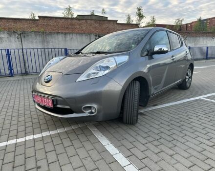 Серый Ниссан Лиф, объемом двигателя 0 л и пробегом 138 тыс. км за 6500 $, фото 5 на Automoto.ua