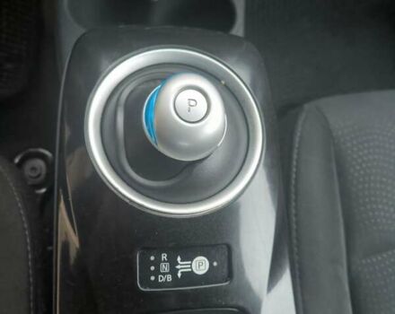 Серый Ниссан Лиф, объемом двигателя 0 л и пробегом 147 тыс. км за 4800 $, фото 22 на Automoto.ua