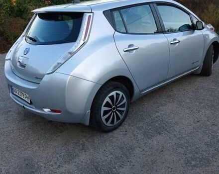 Серый Ниссан Лиф, объемом двигателя 0 л и пробегом 160 тыс. км за 5700 $, фото 8 на Automoto.ua