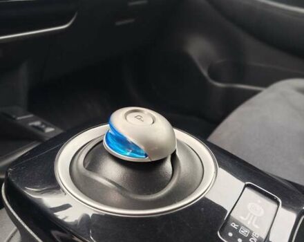 Серый Ниссан Лиф, объемом двигателя 0 л и пробегом 124 тыс. км за 6500 $, фото 21 на Automoto.ua