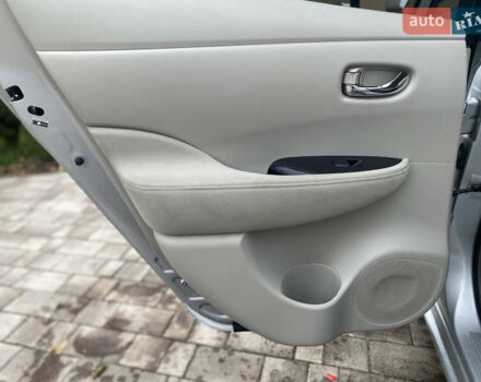 Сірий Ніссан Ліф, об'ємом двигуна 0 л та пробігом 70 тис. км за 4590 $, фото 21 на Automoto.ua