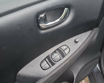 Серый Ниссан Лиф, объемом двигателя 0 л и пробегом 148 тыс. км за 5700 $, фото 10 на Automoto.ua