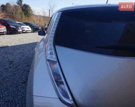 Серый Ниссан Лиф, объемом двигателя 0 л и пробегом 193 тыс. км за 5555 $, фото 22 на Automoto.ua