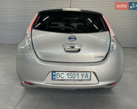 Серый Ниссан Лиф, объемом двигателя 0 л и пробегом 117 тыс. км за 6800 $, фото 10 на Automoto.ua
