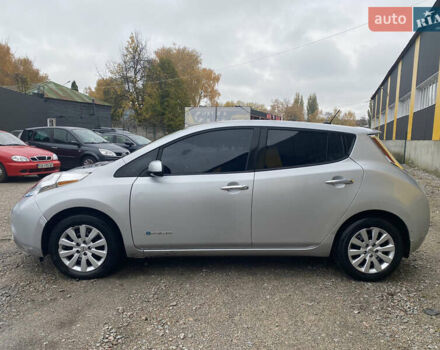 Ниссан Лиф 2013 в Нежине на Automoto.ua Серый Ниссан Лиф, объемом двигателя 0 л и пробегом 181 тыс. км за 5100 $, фото 11 на Automoto.ua