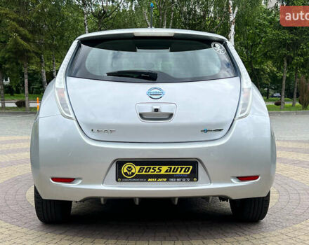 Серый Ниссан Лиф, объемом двигателя 0 л и пробегом 73 тыс. км за 6450 $, фото 5 на Automoto.ua