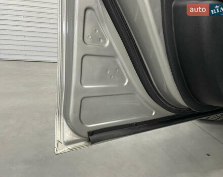 Серый Ниссан Лиф, объемом двигателя 0 л и пробегом 117 тыс. км за 6800 $, фото 20 на Automoto.ua