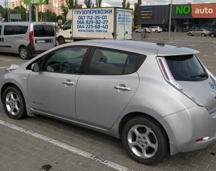 Сірий Ніссан Ліф, об'ємом двигуна 0 л та пробігом 253 тис. км за 4500 $, фото 7 на Automoto.ua