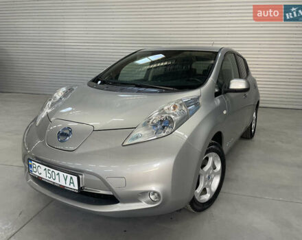 Ниссан Лиф 2013 в Стрые на Automoto.ua Серый Ниссан Лиф, объемом двигателя 0 л и пробегом 118 тыс. км за 6800 $, фото 13 на Automoto.ua
