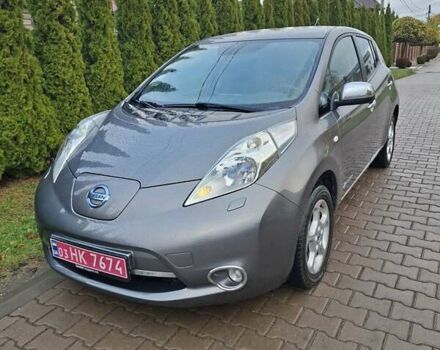 Ніссан Ліф 2013 у Луцьку на Automoto.ua Сірий Ніссан Ліф, об'ємом двигуна 0 л та пробігом 98 тис. км за 6500 $, фото 1 на Automoto.ua