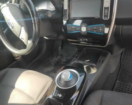 Сірий Ніссан Ліф, об'ємом двигуна 0 л та пробігом 121 тис. км за 6500 $, фото 4 на Automoto.ua