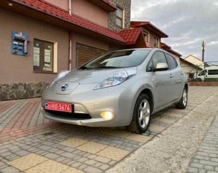 Серый Ниссан Лиф, объемом двигателя 0 л и пробегом 120 тыс. км за 4700 $, фото 1 на Automoto.ua