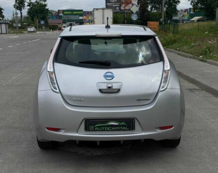 Сірий Ніссан Ліф, об'ємом двигуна 0 л та пробігом 75 тис. км за 5000 $, фото 4 на Automoto.ua