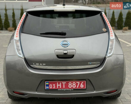 Сірий Ніссан Ліф, об'ємом двигуна 0 л та пробігом 126 тис. км за 5750 $, фото 3 на Automoto.ua
