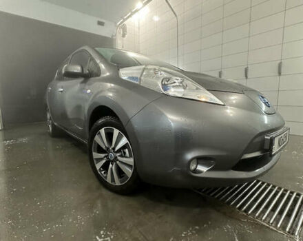 Серый Ниссан Лиф, объемом двигателя 0 л и пробегом 128 тыс. км за 7200 $, фото 9 на Automoto.ua