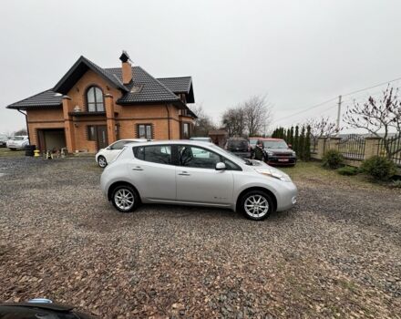 Сірий Ніссан Ліф, об'ємом двигуна 0 л та пробігом 57 тис. км за 6200 $, фото 2 на Automoto.ua