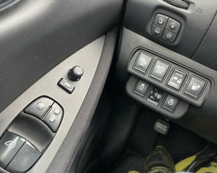 Серый Ниссан Лиф, объемом двигателя 0 л и пробегом 140 тыс. км за 5490 $, фото 16 на Automoto.ua