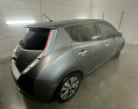 Серый Ниссан Лиф, объемом двигателя 0 л и пробегом 128 тыс. км за 7200 $, фото 7 на Automoto.ua