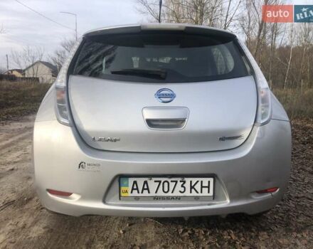Серый Ниссан Лиф, объемом двигателя 0 л и пробегом 168 тыс. км за 10508 $, фото 3 на Automoto.ua