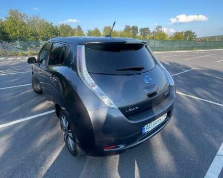 Ниссан Лиф 2013 в Виннице на Automoto.ua Серый Ниссан Лиф, объемом двигателя 0 л и пробегом 280 тыс. км за 5700 $, фото 6 на Automoto.ua