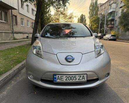 Серый Ниссан Лиф, объемом двигателя 0 л и пробегом 151 тыс. км за 6800 $, фото 1 на Automoto.ua
