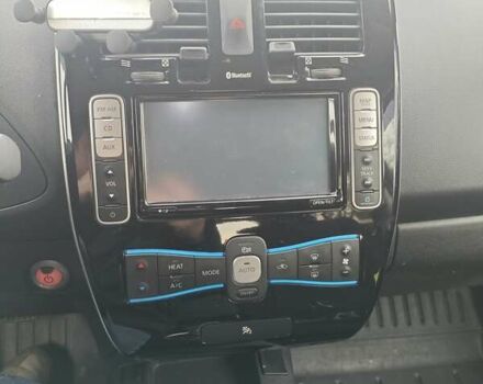 Сірий Ніссан Ліф, об'ємом двигуна 0 л та пробігом 100 тис. км за 6500 $, фото 26 на Automoto.ua