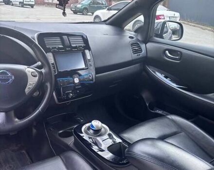 Сірий Ніссан Ліф, об'ємом двигуна 0 л та пробігом 108 тис. км за 7500 $, фото 18 на Automoto.ua