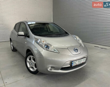 Ниссан Лиф 2013 в Стрые на Automoto.ua Серый Ниссан Лиф, объемом двигателя 0 л и пробегом 118 тыс. км за 6800 $, фото 22 на Automoto.ua