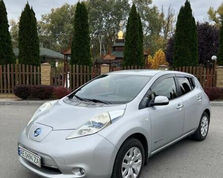 Серый Ниссан Лиф, объемом двигателя 0 л и пробегом 220 тыс. км за 6600 $, фото 2 на Automoto.ua