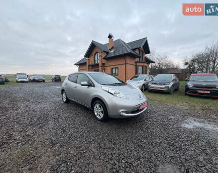 Сірий Ніссан Ліф, об'ємом двигуна 0 л та пробігом 122 тис. км за 5900 $, фото 12 на Automoto.ua